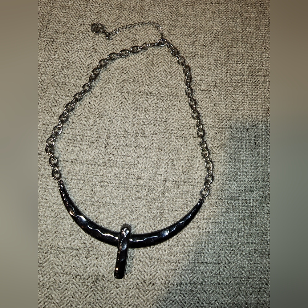 EL Erica Lyons Gunmetal Tone Chain LinEL Ericka Lyons Gunmetal Tone Necklace
